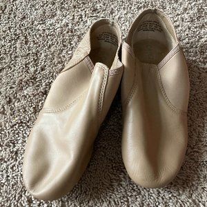 NWT - Capezio Women's EJ2 E-Series Jazz Slip-On Shoes (wide)